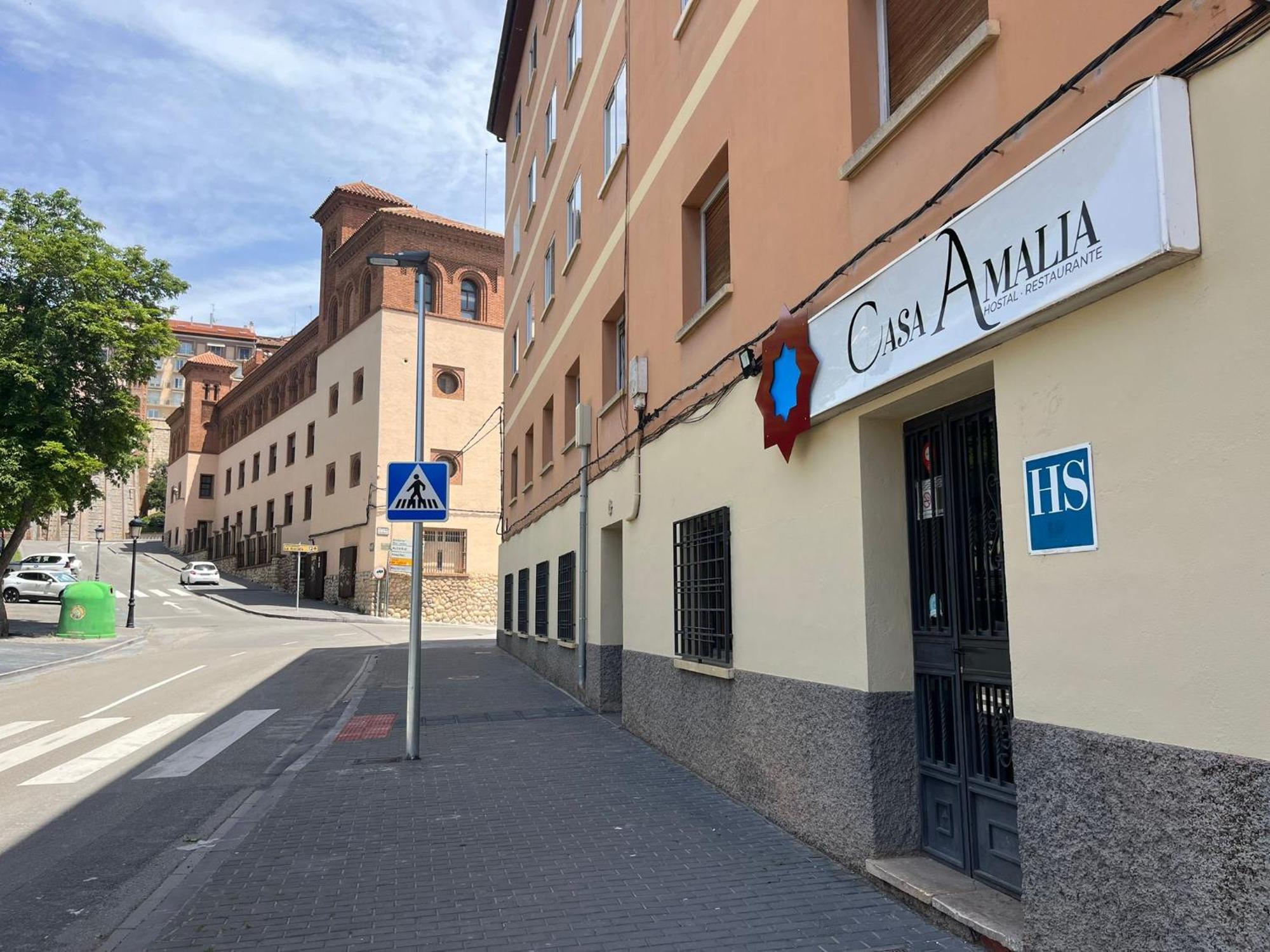 Hostal Casa Amalia Teruel Exterior photo